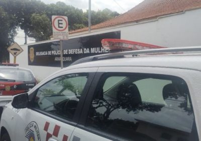 Homem esfaqueia olho da mulher e se mata em seguida em Araraquara