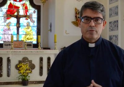 Padre pede dispensa da Igreja Católica ao saber que vai ser pai em Franca, SP