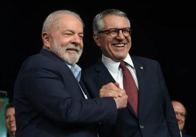 Presidente Lula reafirma confiança em Alexandre Padilha após críticas de Arthur Lira