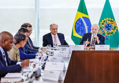 Preocupação com alta nos preços dos alimentos leva governo Lula a planejar ações preventivas