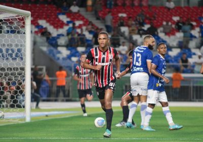 Estratégia de poupar titulares prova-se acertada para o São Paulo, que vence com reservas